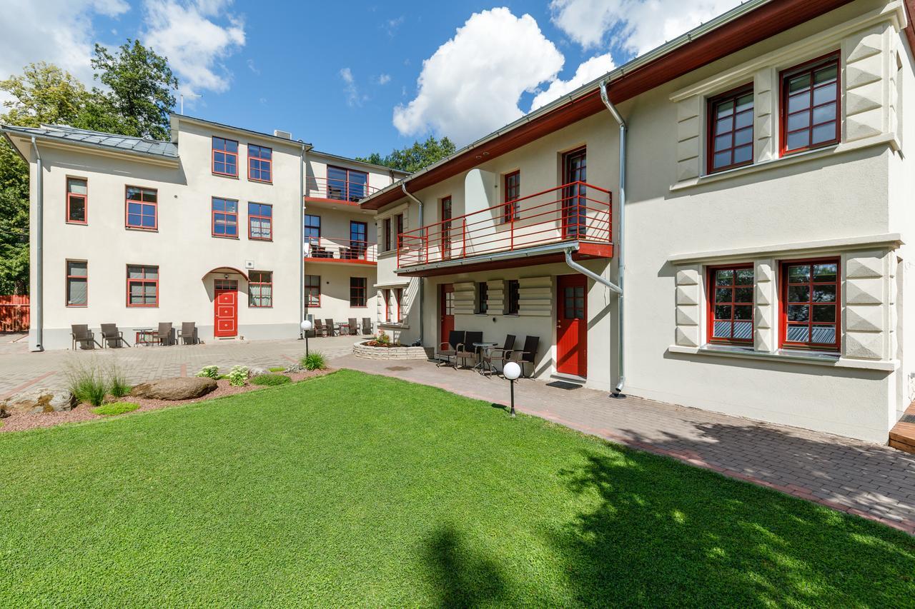 Vabaduse Apartments Parnu Exterior photo