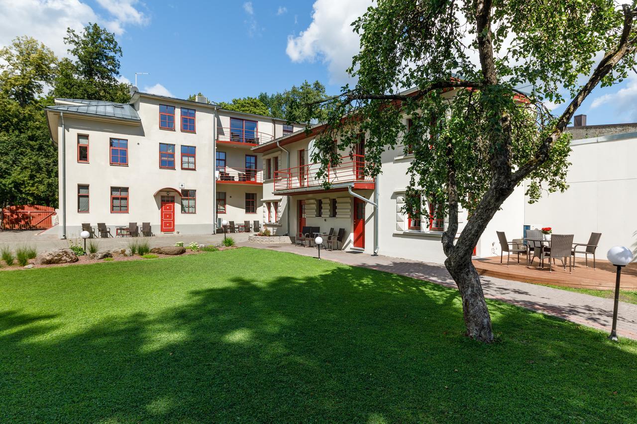 Vabaduse Apartments Parnu Exterior photo